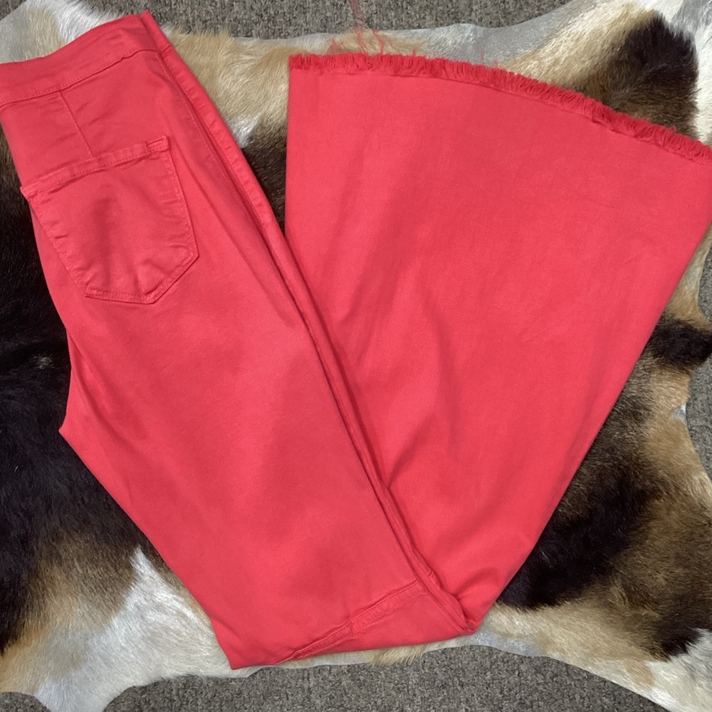 Ladies High Rise Xtra Flare, stretchy, Hot pink